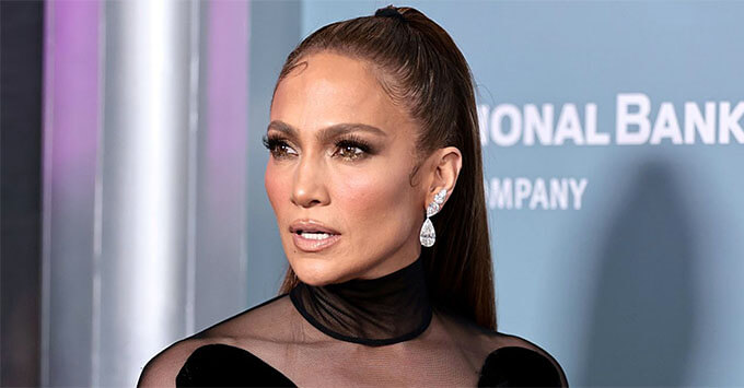     : Jennifer Lopez -   OnAir.ru