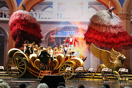OnAir.ru - XVIII Церемония вручения народной музыкальной премии «Золотой Граммофон» только лучшие песни на сцене Кремля