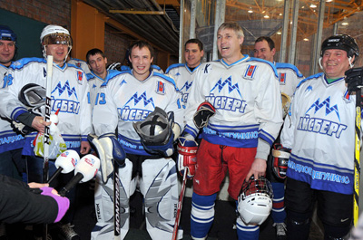 OnAir.ru - Хоккей под флагом "Авторадио"!