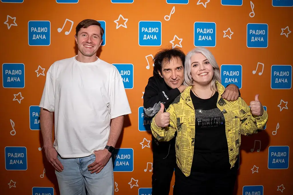 Кай Метов в шоу «Назад! В будущее!» на «Радио Дача»: машина времени, песни и секреты будущего