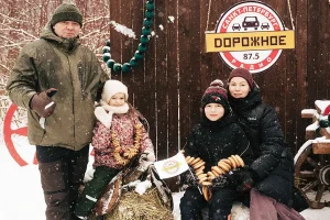 «Шуми, Масленица!»: как «Дорожное радио» отметило праздник с петербуржцами на Елагином острове