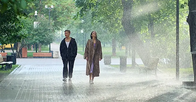 «Первая»: драма о любви и взрослении при поддержке Радио Romantika