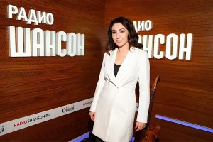 Алла Рид в «Звёздном завтраке» на «Радио Шансон» представила песню «Девочка в белом»