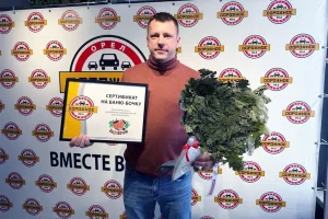 Слушатель «Дорожного радио Орёл» выиграл мобильную баню-бочку