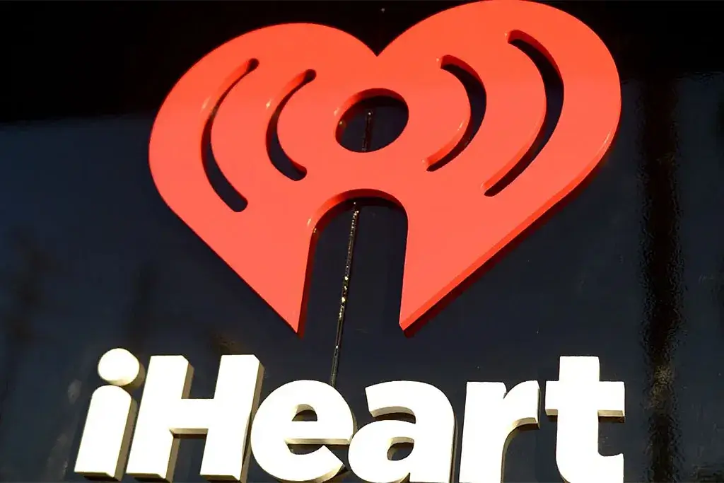 iHeartMedia сократила годовой убыток более чем вдвое за счёт роста цифрового аудио