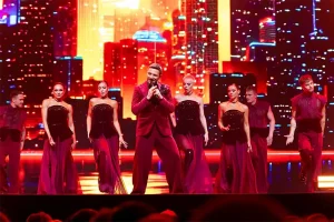 «Золотой Граммофон» собрал звёзд российской сцены в Ледовом дворце Санкт-Петербурга