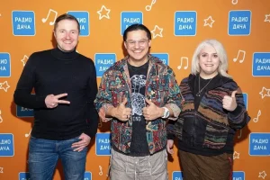 Максим Олейников в звездном шоу «Назад! В будущее!» на «Радио Дача»