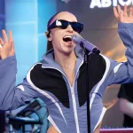 Радио удерживает позиции в автомобилях США, несмотря на планы автопроизводителей отказаться от приемников