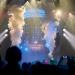 Джеки Чан спасает панду в новой комедии – «Юмор FM» идет в кино