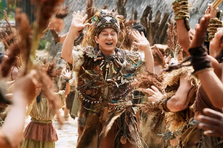 Джеки Чан спасает панду в новой комедии – «Юмор FM» идет в кино