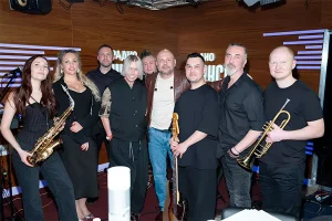 Михаил Задорин в «Живой струне» на «Радио Шансон»: новые песни и истории репертуара