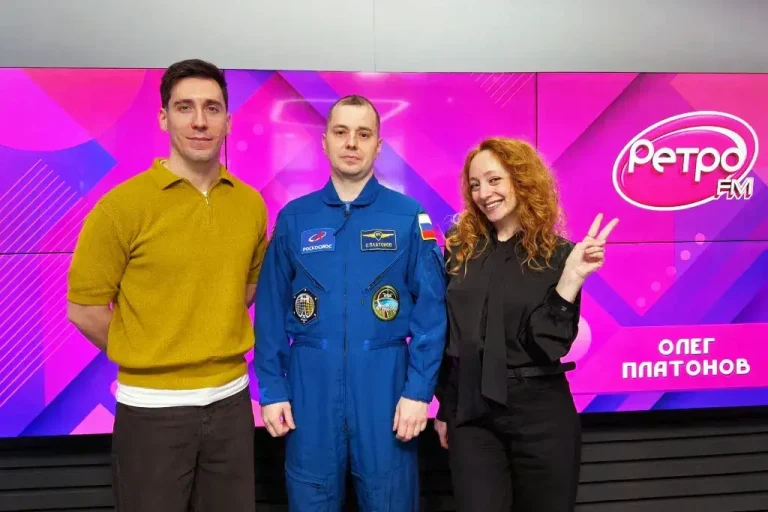«Ретро FM» отметило юбилей полёта Юрия Гагарина вместе с лётчиками-космонавтами