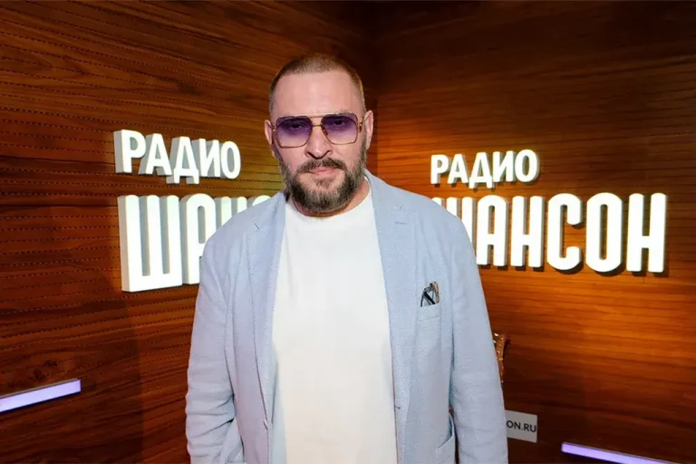 Марк Бартон представил на «Радио Шансон» новую песню «Летай»