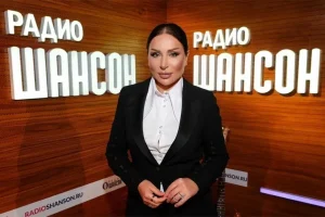 Зайнаб Махаева представила на «Радио Шансон» песню «Сердце на костре»