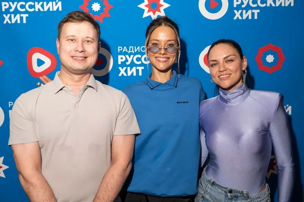 Юля Паршута представила «Останься еще» в эфире «Радио Русский Хит»