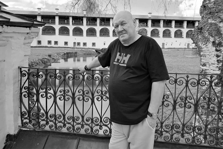 В Москве умер Сергей Тутов, известный как Мартин Ландерс