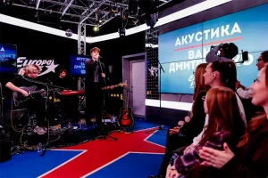 Ваня Дмитриенко в проекте «Акустика» на «Европе Плюс» представил новые версии своих хитов