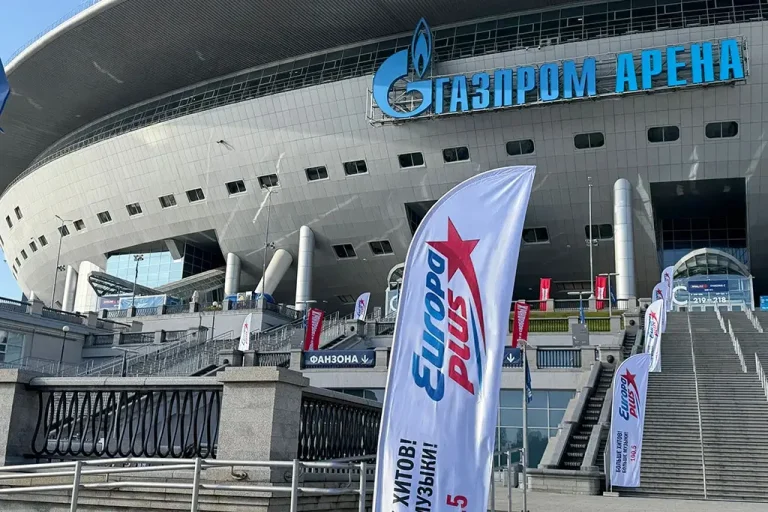 «Европа Плюс» отправила слушателей на концерт Zivert в Петербурге